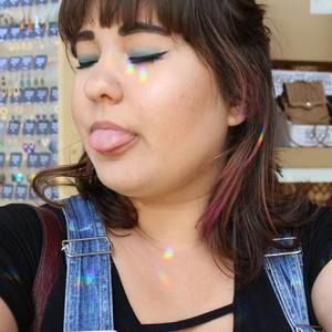 Meet your Posher, Haley